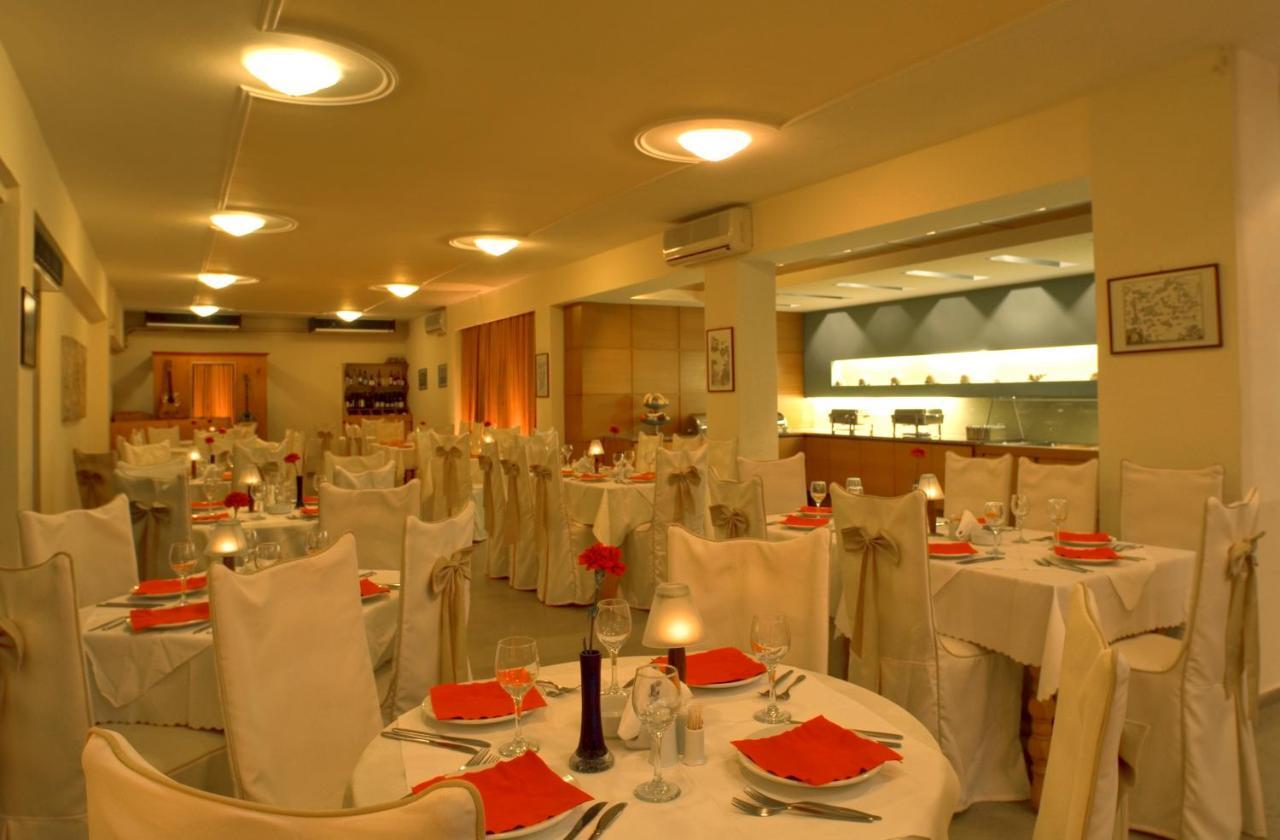 Dolfin Hotel Toló Kültér fotó