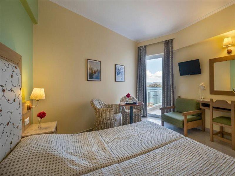 Dolfin Hotel Toló Kültér fotó