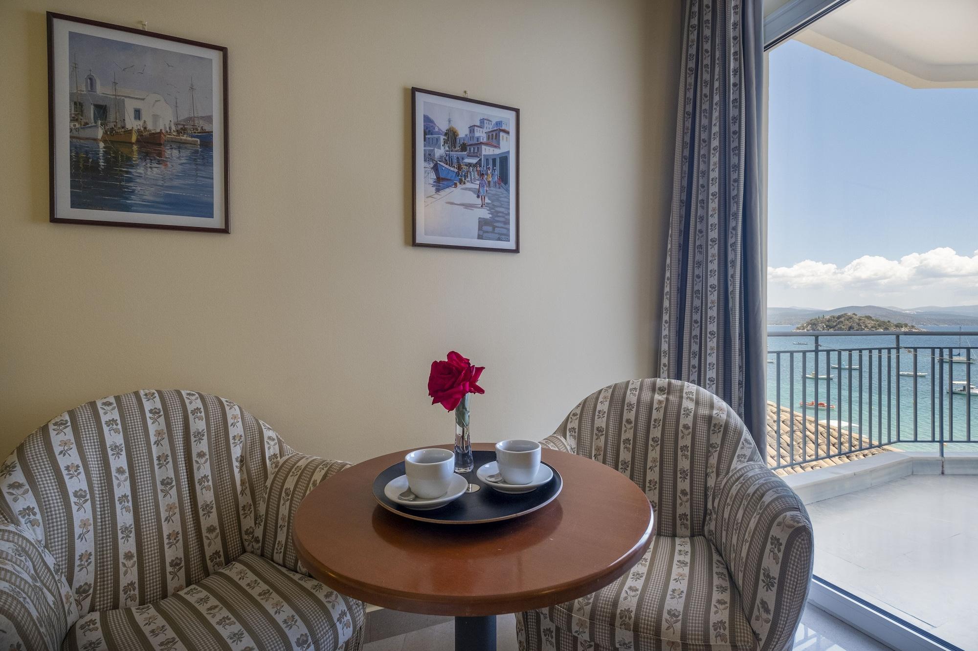 Dolfin Hotel Toló Kültér fotó