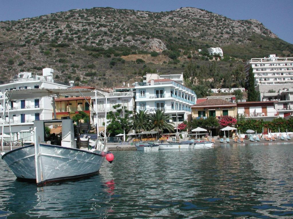 Dolfin Hotel Toló Kültér fotó