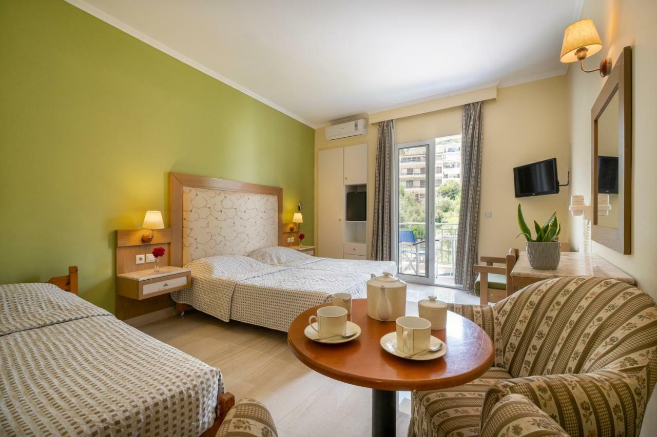 Dolfin Hotel Toló Kültér fotó